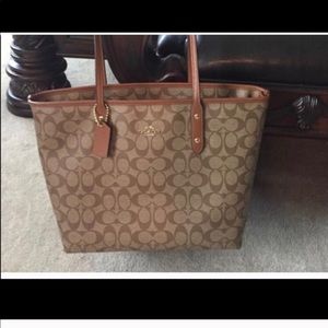 Coach bag like new!